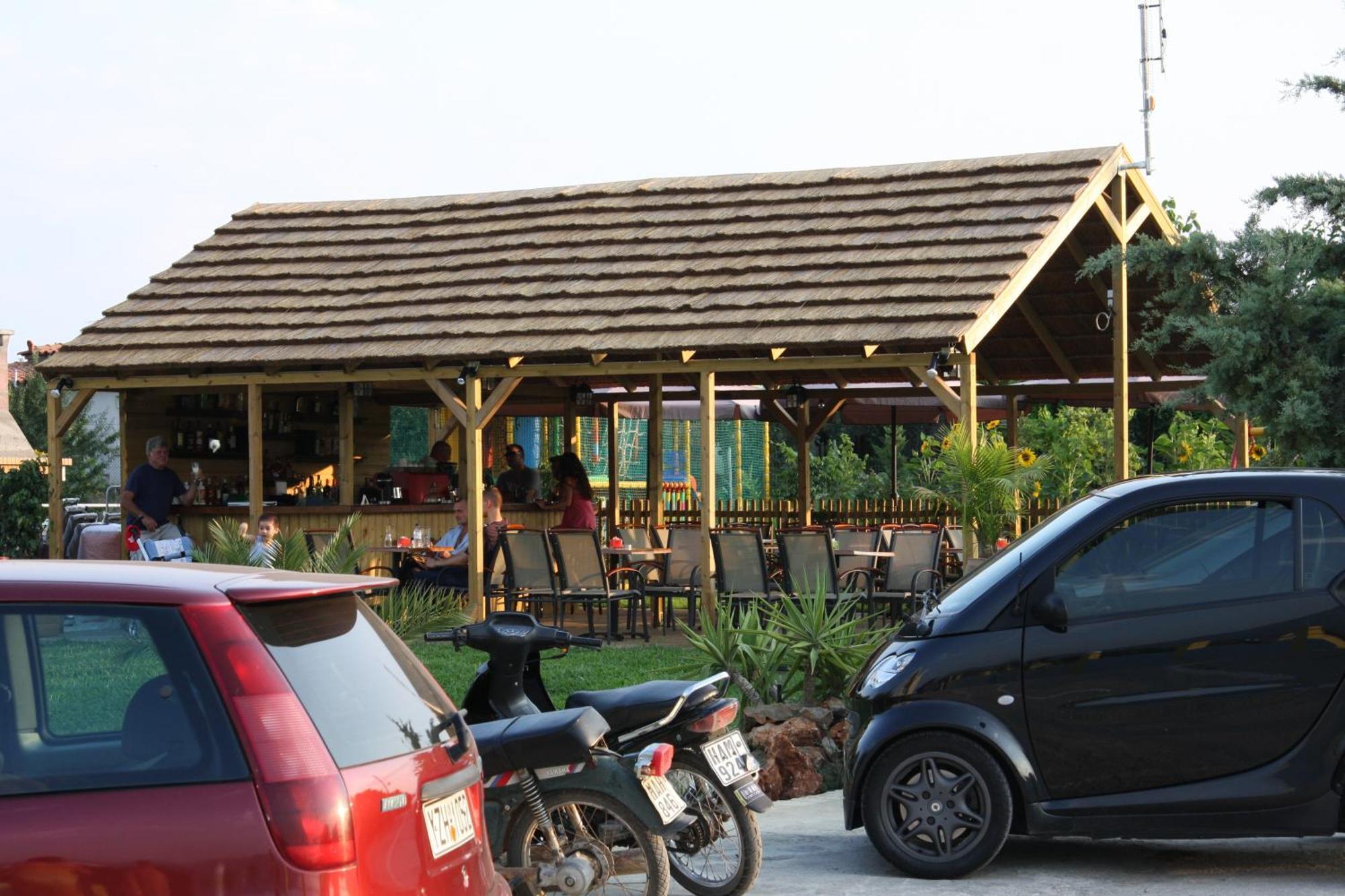 Olympion Village Studios Захаро Екстериор снимка