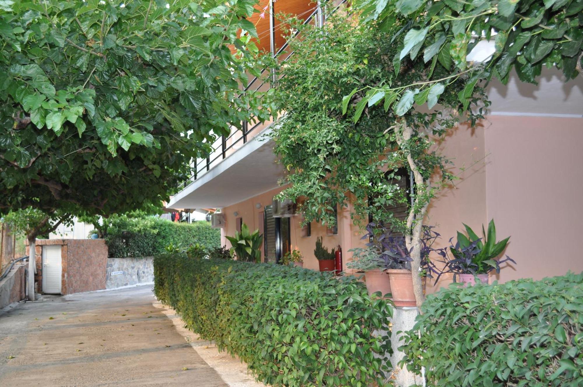 Olympion Village Studios Захаро Екстериор снимка