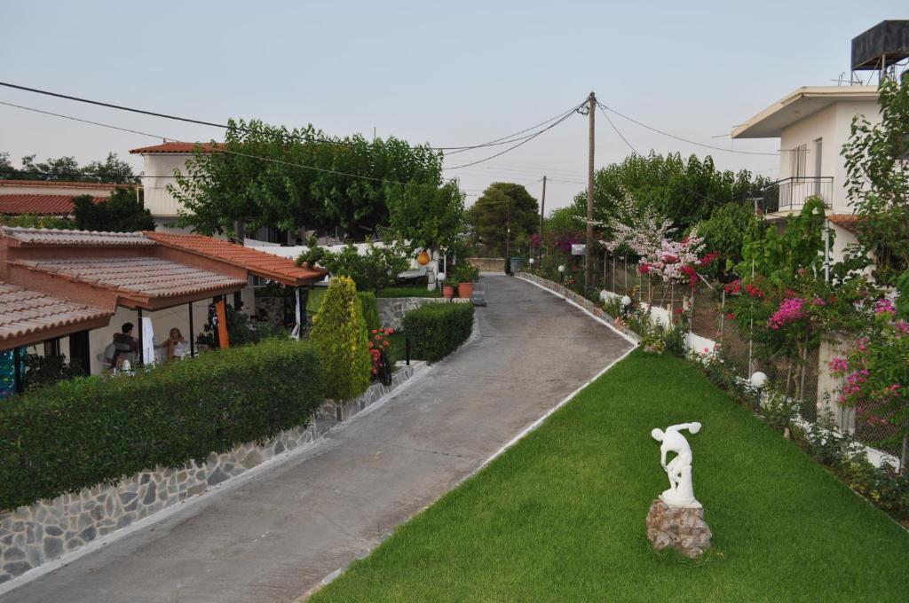 Olympion Village Studios Захаро Екстериор снимка